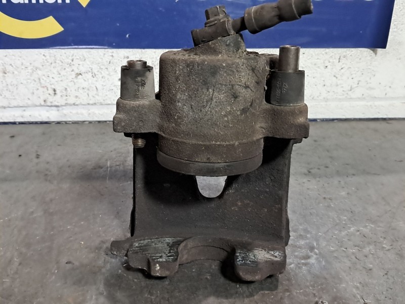 Recambio de pinza freno delantera derecha para seat leon (1p1)  | 0.05 - ...  | 0.05 - ... referencia OEM IAM   