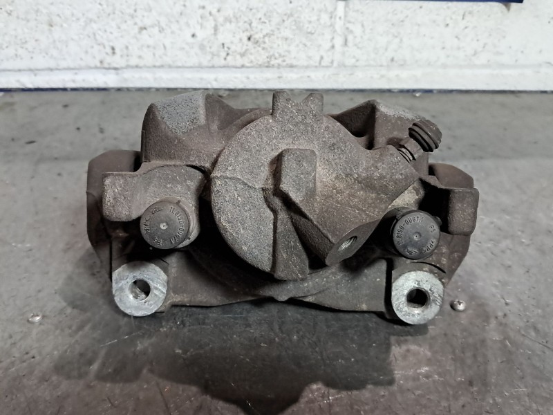 Recambio de pinza freno delantera derecha para renault laguna iii  | 0.07 - 0.16  | 0.07 - 0.16 referencia OEM IAM   