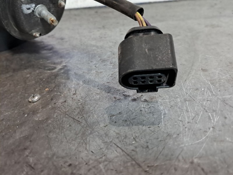 Recambio de retrovisor derecho para seat leon (1p1)  | 0.05 - ...  | 0.05 - ... referencia OEM IAM ELECTRIC  