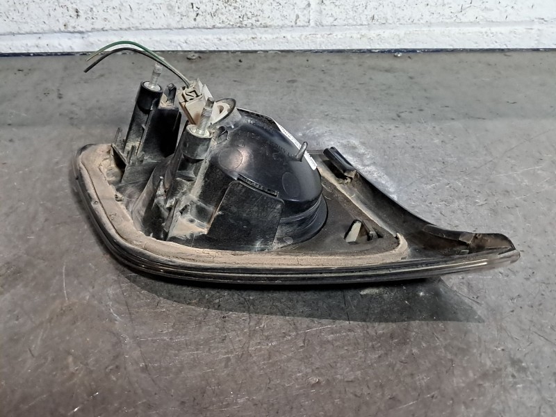 Recambio de piloto porton derecho para mazda 3 berlina (bk) 1.6 crdt active referencia OEM IAM   