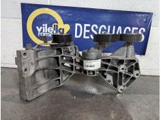 Recambio de soporte alternador para mercedes clase b (w245) 180 cdi (245.207) referencia OEM IAM A6402021040  
