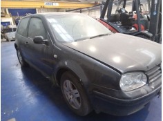 volkswagen golf iv berlina (1j1) del año 2002 2