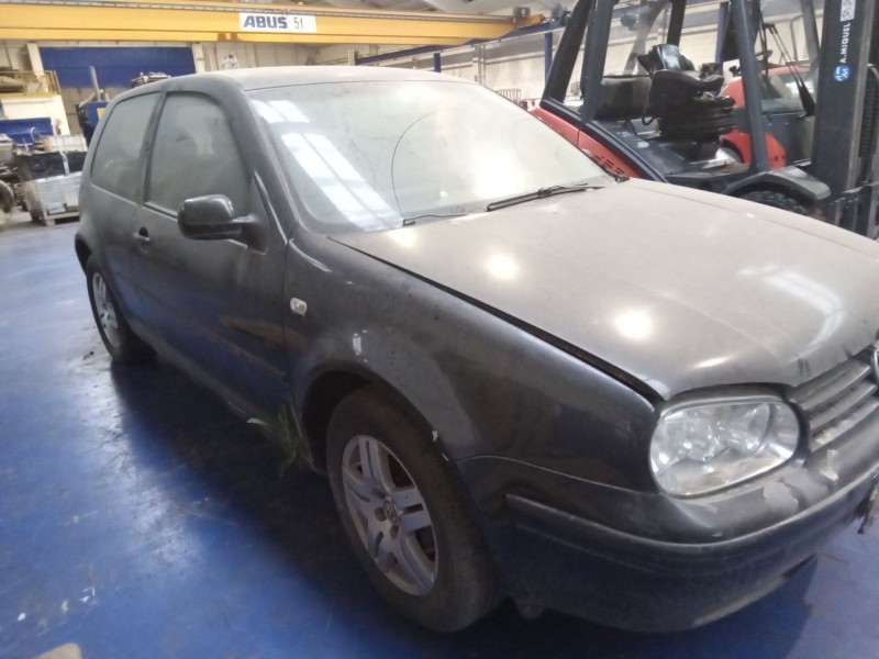 volkswagen golf iv berlina (1j1) del año 2002
