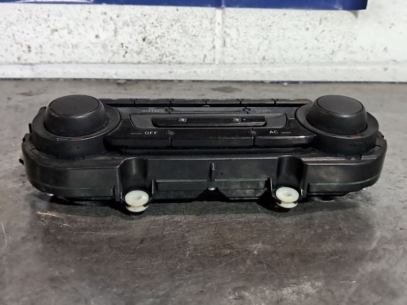 Recambio de mando climatizador para seat leon (1p1) reference | 12.09 - 12.12 reference | 12.09 - 12.12 referencia OEM IAM 5P090