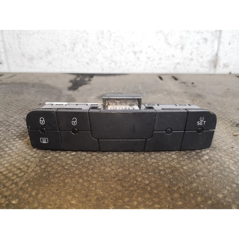 Recambio de botonera para seat ibiza (6j5) 1.6 tdi | 0.08 - ... 1.6 tdi | 0.08 - ... referencia OEM IAM 6J0927137AQ  