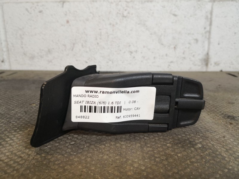 Recambio de mando radio para seat ibiza (6j5) 1.6 tdi | 0.08 - ... 1.6 tdi | 0.08 - ... referencia OEM IAM 6J0959441  