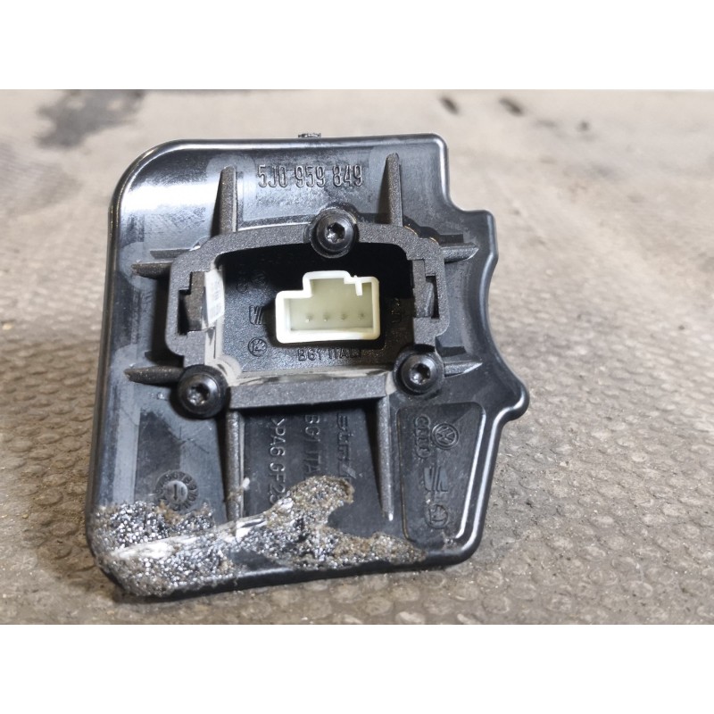 Recambio de mando radio para seat ibiza (6j5) 1.6 tdi | 0.08 - ... 1.6 tdi | 0.08 - ... referencia OEM IAM 6J0959441  