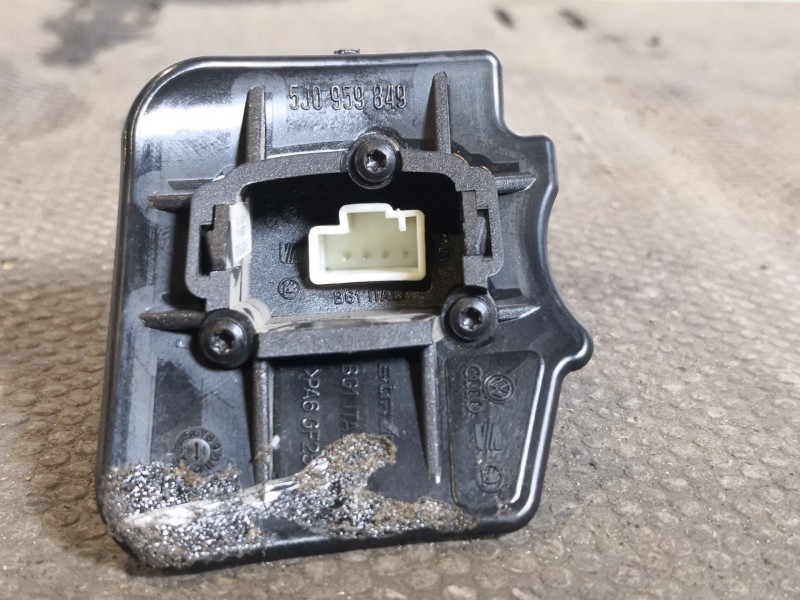 Recambio de mando radio para seat ibiza (6j5) 1.6 tdi | 0.08 - ... 1.6 tdi | 0.08 - ... referencia OEM IAM 6J0959441  