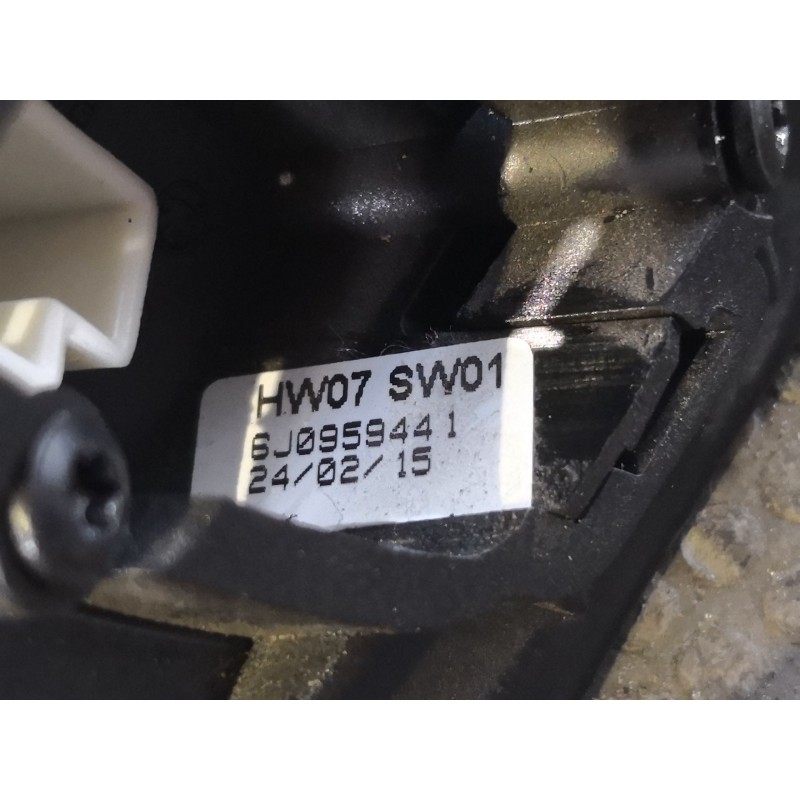 Recambio de mando radio para seat ibiza (6j5) 1.6 tdi | 0.08 - ... 1.6 tdi | 0.08 - ... referencia OEM IAM 6J0959441  