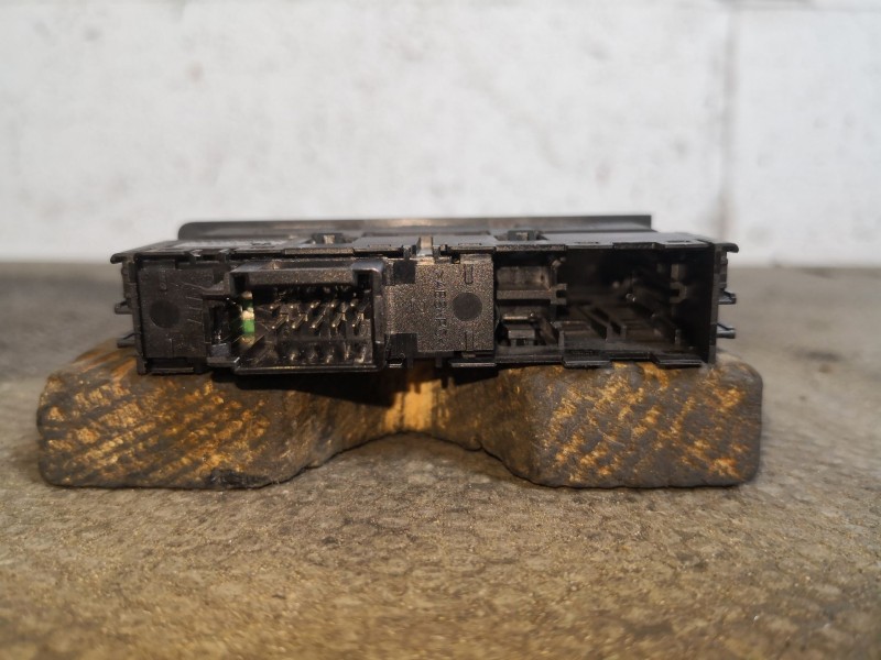 Recambio de boton para seat ibiza (6j5) 1.6 tdi | 0.08 - ... 1.6 tdi | 0.08 - ... referencia OEM IAM 6J0919234  