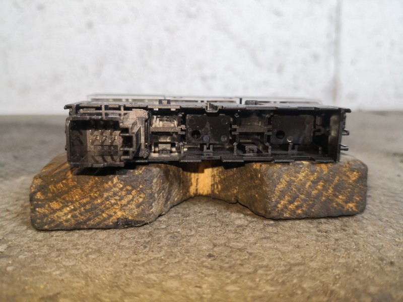 Recambio de boton para seat ibiza (6j5) 1.6 tdi | 0.08 - ... 1.6 tdi | 0.08 - ... referencia OEM IAM 6J0927143  