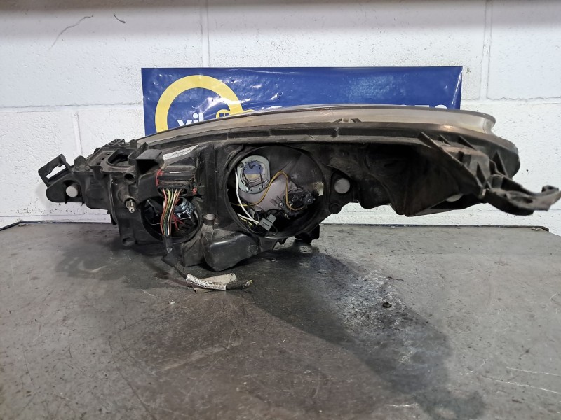 Recambio de faro derecho para peugeot 207 sw confort 1.4 vti 16v 95 referencia OEM IAM   