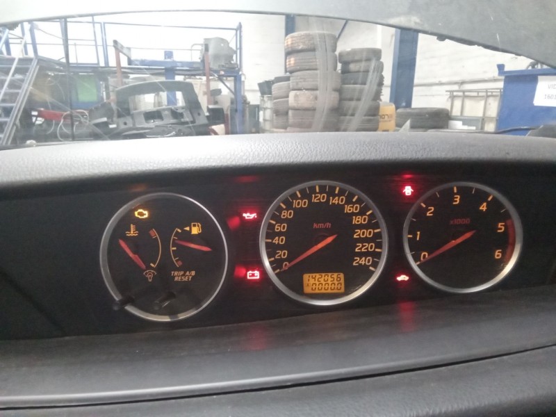 nissan primera berlina (p12) del año 2004