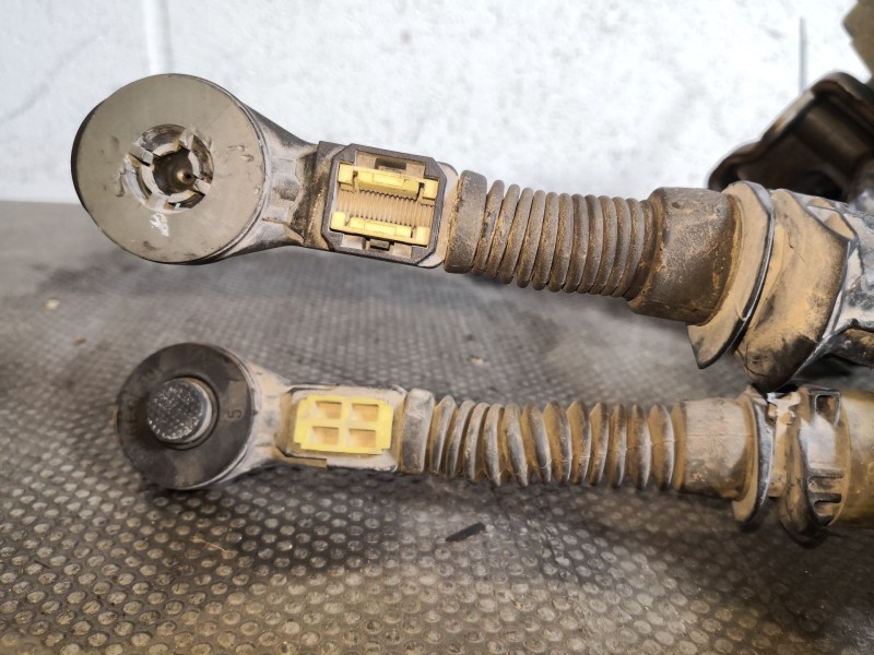 Recambio de palanca cambio para citroen xsara picasso 2.0 hdi exclusive plus referencia OEM IAM   