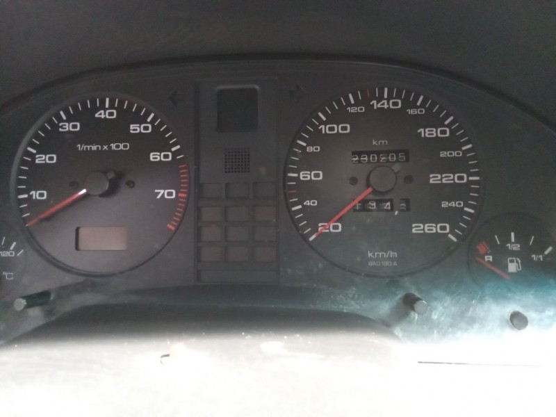 audi 80 80 2.3 e a.a. del año 1992