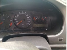 nissan primera berlina (p11) del año 2000