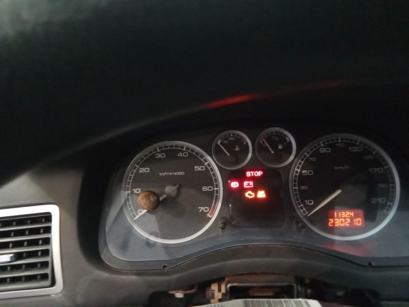 peugeot 307 (s1) del año 2001