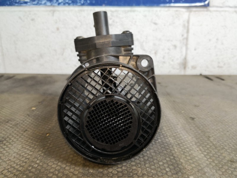 Recambio de caudalimetro para audi a4 berlina (8e) 1.9 tdi referencia OEM IAM 0281002461 074906461B 