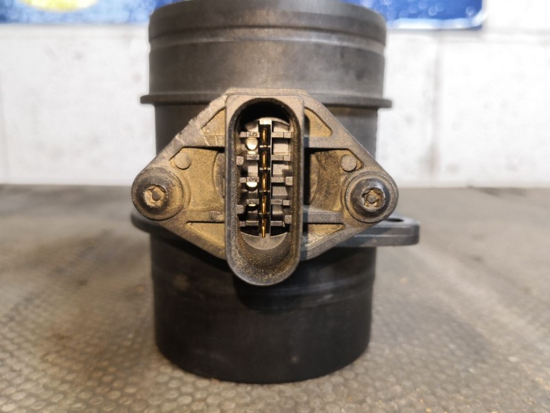 Recambio de caudalimetro para audi a4 berlina (8e) 1.9 tdi referencia OEM IAM 0281002461 074906461B 