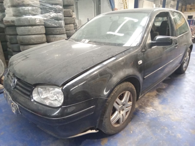 volkswagen golf iv berlina (1j1) del año 2000