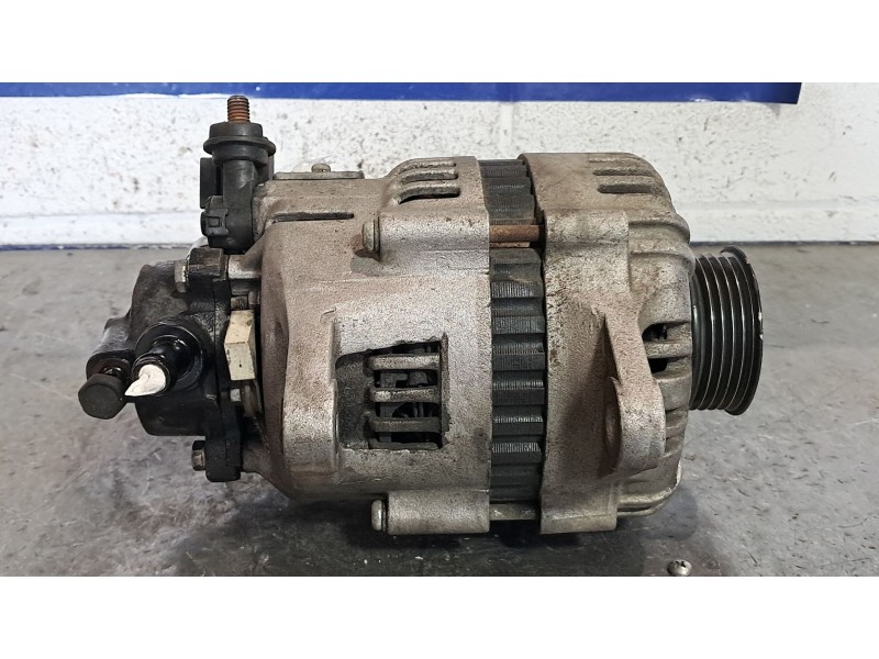 Recambio de alternador para kia carnival ii 2.9 cdri ex referencia OEM IAM   