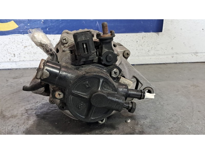 Recambio de alternador para kia carnival ii 2.9 cdri ex referencia OEM IAM   