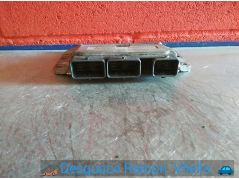 Recambio de centralita motor uce para renault megane ii berlina 5p authentique | 11.05 - ... authentique | 11.05 - ... referenci