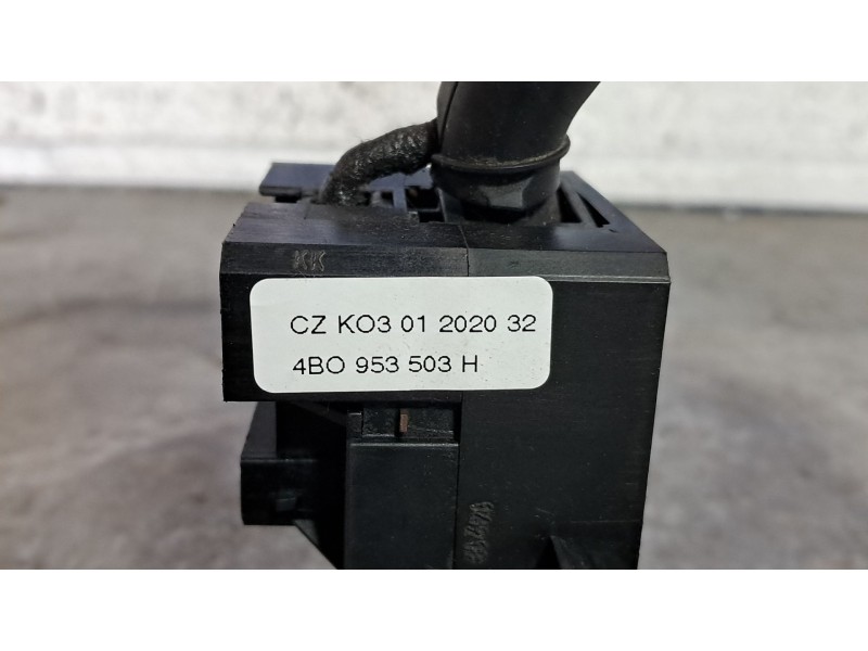 Recambio de mando limpia para audi a3 (8l) 1.9 tdi ambiente referencia OEM IAM 4B0953503H   Recambio de mando limpia para audi a3 (8l) 1.9 tdi ambiente referencia OEM IAM 4B0953503H