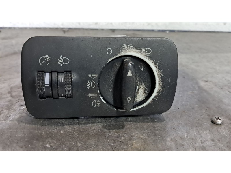 Recambio de mando luces para audi a3 (8l) 1.9 tdi ambiente referencia OEM IAM 8L1941531J  