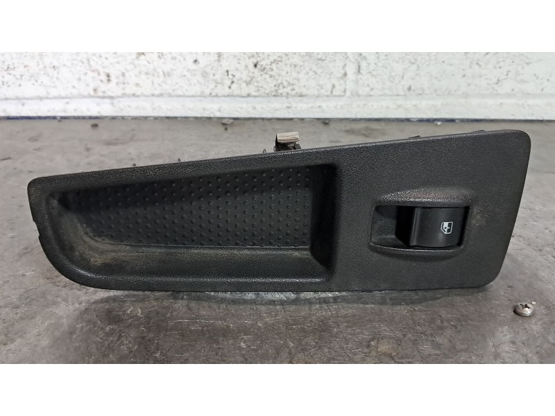 Recambio de mando elevalunas delantero derecho para fiat punto (199)  | ...  | ... referencia OEM IAM 735380450  