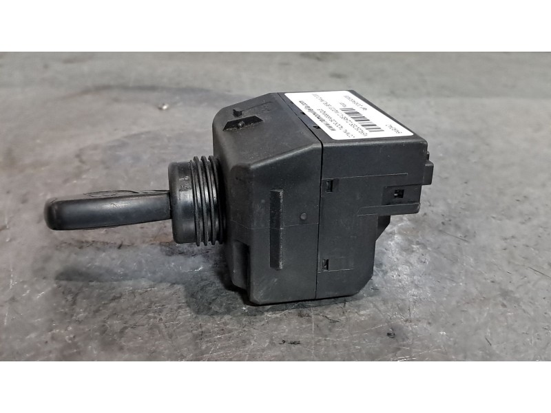 Recambio de conmutador de arranque para mercedes clase c (w203) berlina referencia OEM IAM 2095450908  