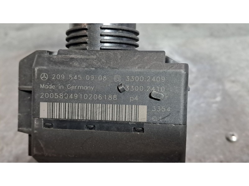 Recambio de conmutador de arranque para mercedes clase c (w203) berlina referencia OEM IAM 2095450908  