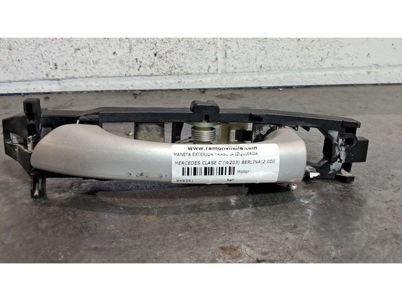 Recambio de maneta exterior trasera izquierda para mercedes clase c (w203) berlina referencia OEM IAM   