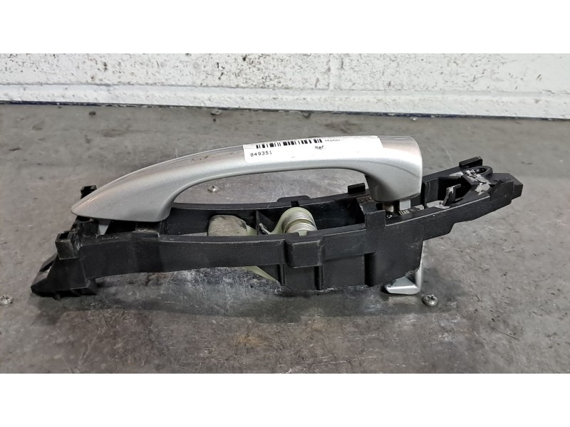 Recambio de maneta exterior trasera izquierda para mercedes clase c (w203) berlina referencia OEM IAM   
