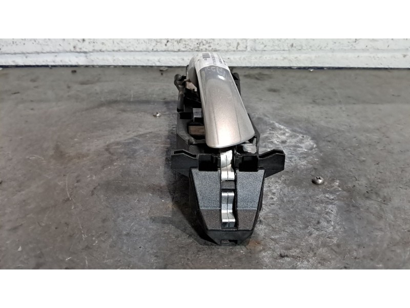 Recambio de maneta exterior delantera derecha para mercedes clase c (w203) berlina referencia OEM IAM   