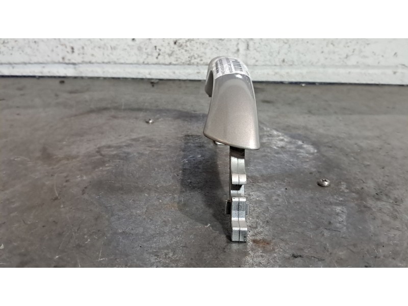Recambio de maneta exterior delantera izquierda para mercedes clase c (w203) berlina referencia OEM IAM   