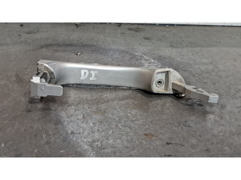 Recambio de maneta exterior delantera izquierda para mercedes clase c (w203) berlina referencia OEM IAM   