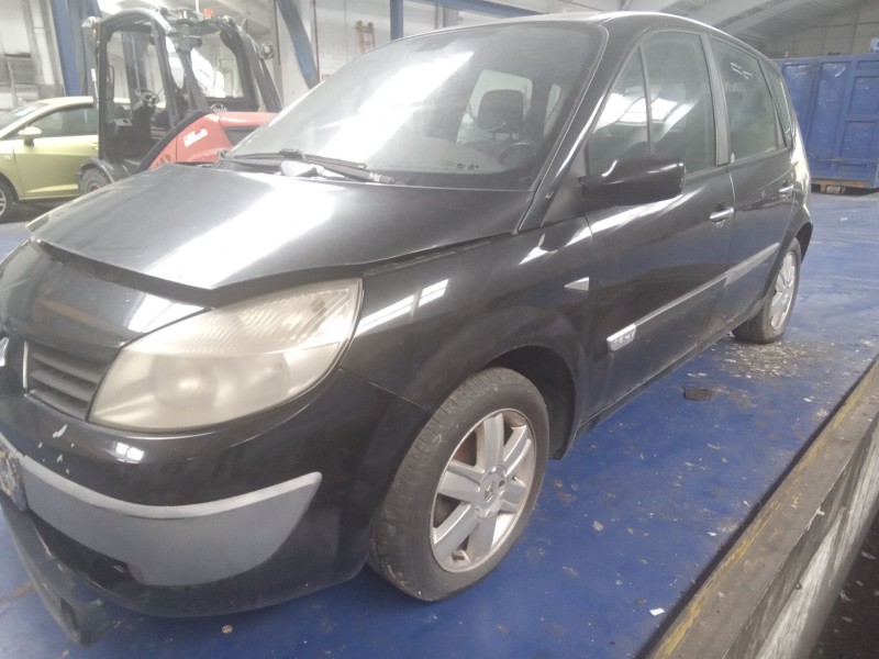 renault scenic ii del año 2006