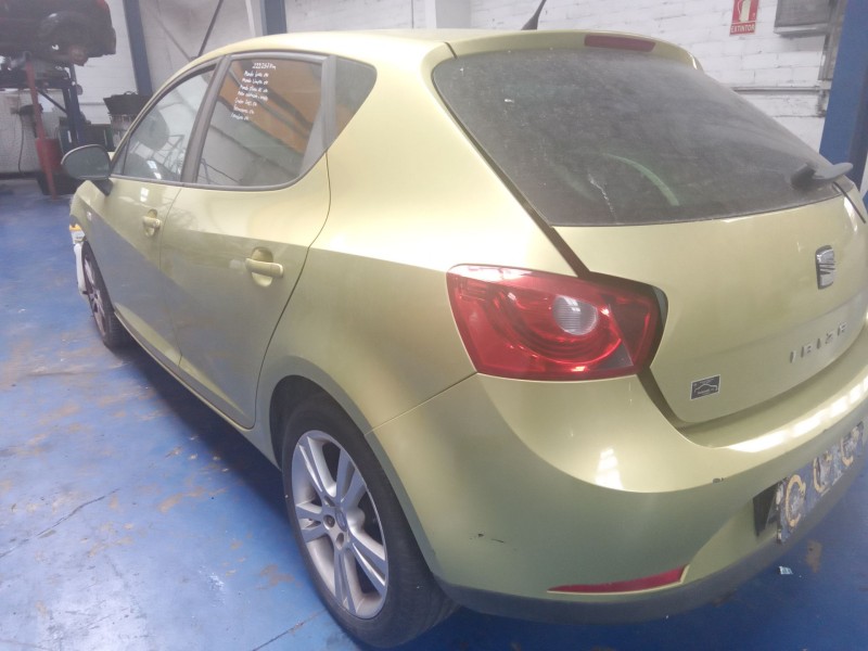 seat ibiza (6j5) del año 2008