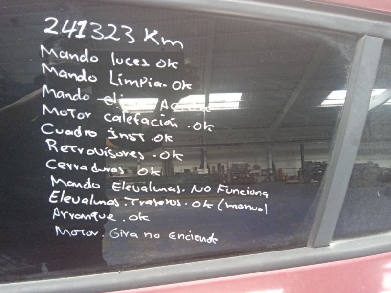 renault megane iii berlina 5 p del año 2012