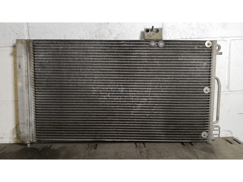 Recambio de condensador radiador aire acondicionado para mercedes clase c (w203) berlina referencia OEM IAM   