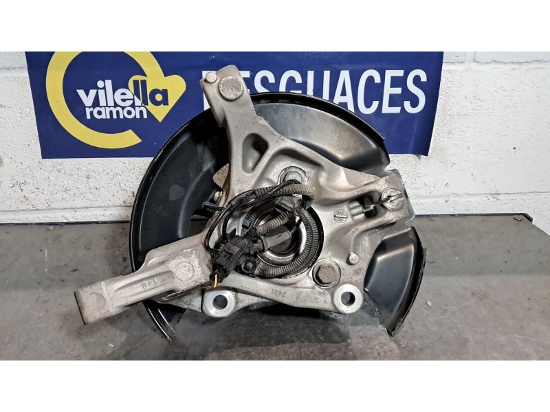 Recambio de mangueta delantera derecha para chevrolet orlando ltz referencia OEM IAM   