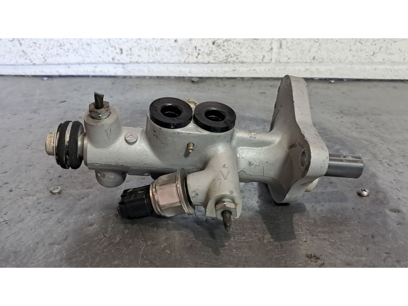 Recambio de bomba freno para mercedes clase c (w203) berlina referencia OEM IAM   