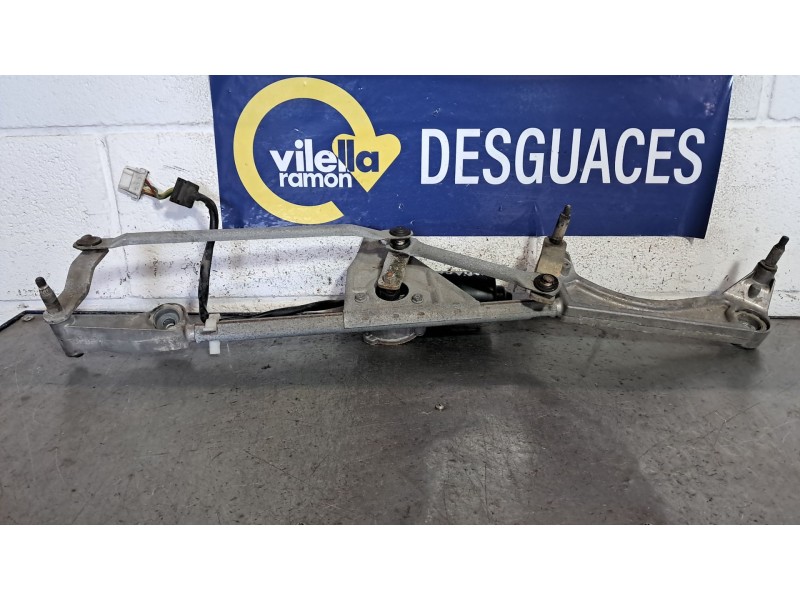 Recambio de motor limpia delantero para mercedes clase c (w203) berlina referencia OEM IAM   