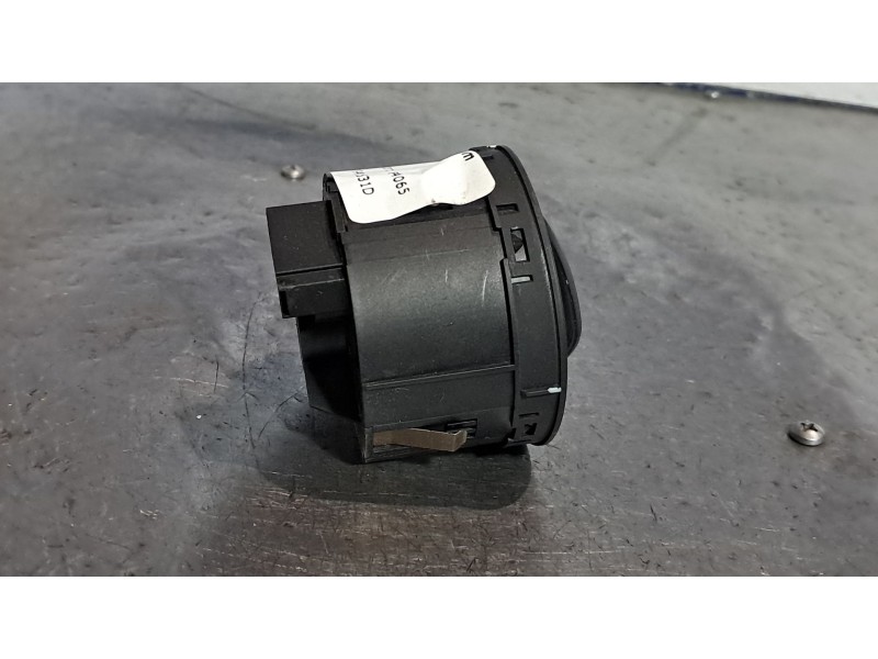 Recambio de mando luces para audi a6 berlina (4f2) 3.0 tdi quattro (165kw) referencia OEM IAM 4F1941531D  