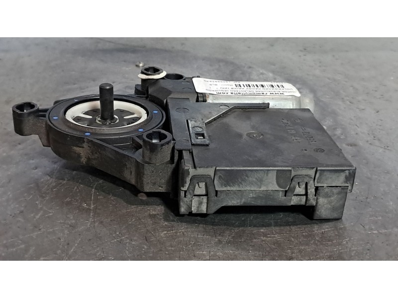 Recambio de motor elevalunas delantero izquierdo para volkswagen caddy ka/kb (2k)  | 0.04 - ...  | 0.04 - ... referencia OEM IAM