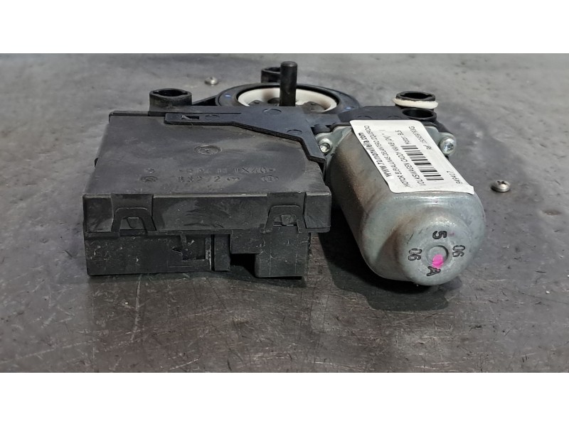 Recambio de motor elevalunas delantero izquierdo para volkswagen caddy ka/kb (2k)  | 0.04 - ...  | 0.04 - ... referencia OEM IAM