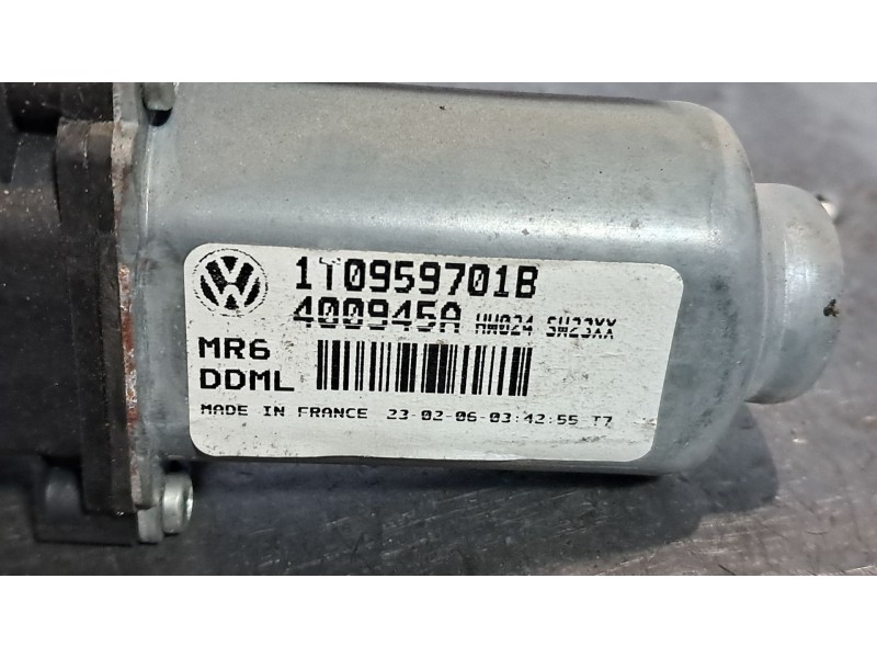 Recambio de motor elevalunas delantero izquierdo para volkswagen caddy ka/kb (2k)  | 0.04 - ...  | 0.04 - ... referencia OEM IAM