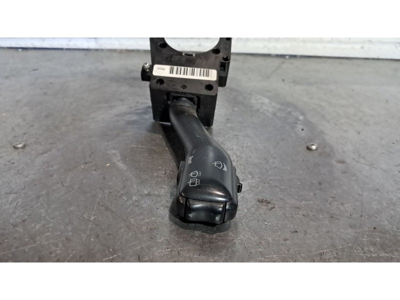 Recambio de mando limpia para volkswagen golf iv berlina (1j1) 1.8 t referencia OEM IAM 4B0953503H   Recambio de mando limpia para volkswagen golf iv berlina (1j1) 1.8 t referencia OEM IAM 4B0953503H