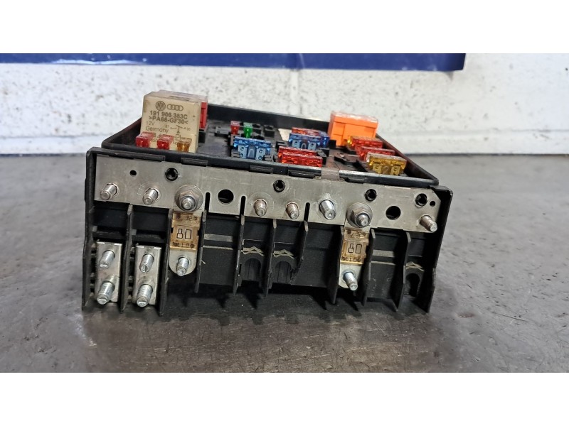Recambio de caja reles fusibles para volkswagen golf v berlina (1k1) gti referencia OEM IAM 1K0937124K  
